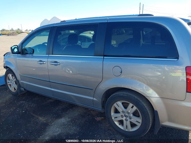 Продажа на аукционе авто 2016 Dodge Grand Caravan Crew, vin: 2C4RDGDG3GR241112, номер лота: 12695083