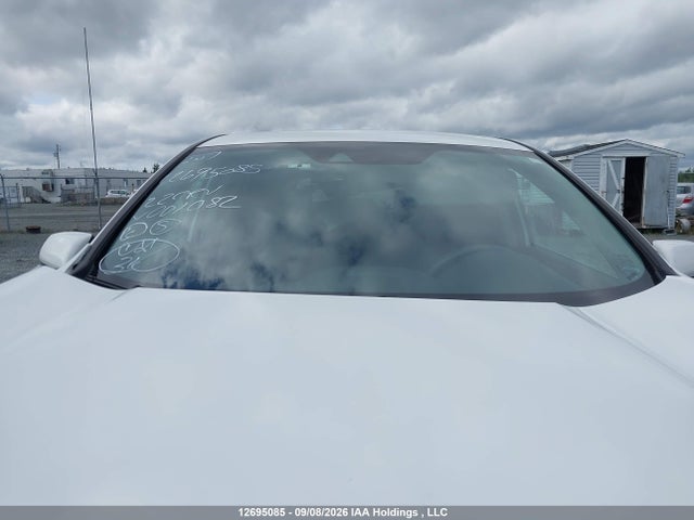 2HKRW1H24NH001082 Honda CR-V LX