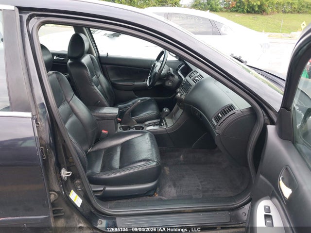 Продажа на аукционе авто 2003 Honda Accord Ex-l, vin: 1HGCM566X3A806583, номер лота: 12695104