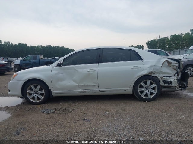 2008 Toyota Avalon Xl/xls/touring/limited მანქანა იყიდება აუქციონზე, vin: 4T1BK36BX8U258846, აუქციონის ნომერი: 12695109