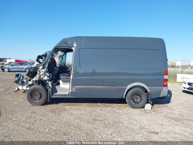 12695172 :رقم المزاد ، WD3BE7CC9FP144651 vin ، 2015 Mercedes-benz Sprinter 2500 Standard Roof V6 مزاد بيع