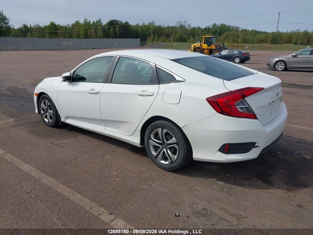 12695180 :رقم المزاد ، 2HGFC2F51GH015940 vin ، 2016 Honda Civic Lx مزاد بيع