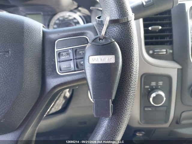 12695214 :رقم المزاد ، 3C6RR7KT9GG174546 vin ، 2016 Ram 1500 St مزاد بيع