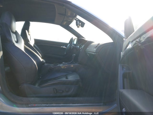 12695220 :رقم المزاد ، WAULGBFH5BN012925 vin ، 2011 Audi S5 3.0 Premium مزاد بيع
