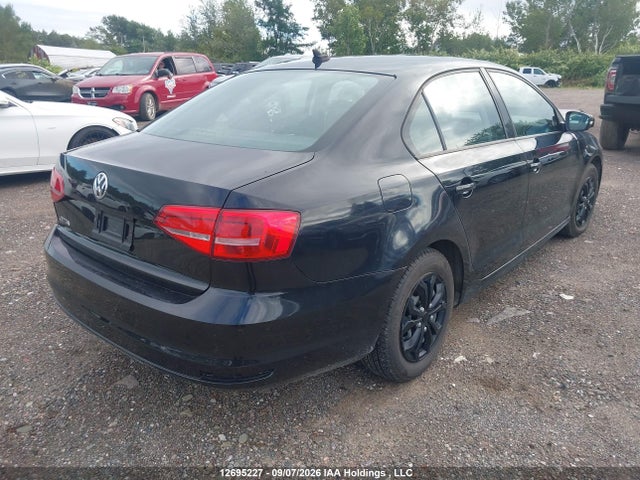 3VW2K7AJ7FM306568 Volkswagen Jetta Trendline+
