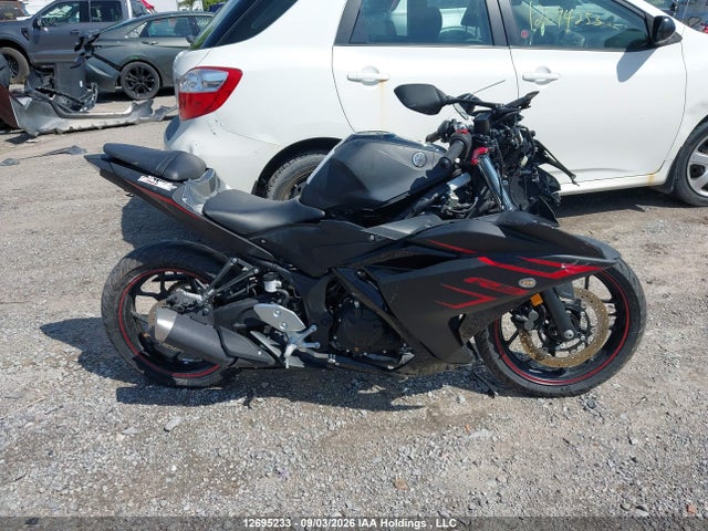 Yamaha Yzfr3 A 2017 MH3RH15N1HK001511 Image 12
