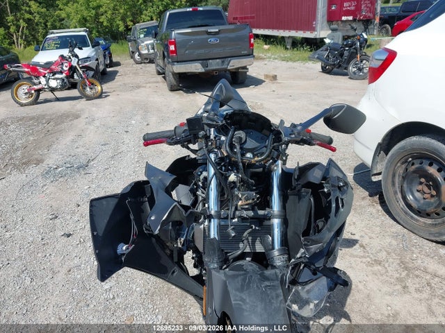Yamaha Yzfr3 A 2017 MH3RH15N1HK001511 Image 5