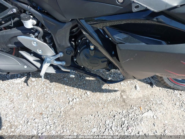Yamaha Yzfr3 A 2017 MH3RH15N1HK001511 Image 8