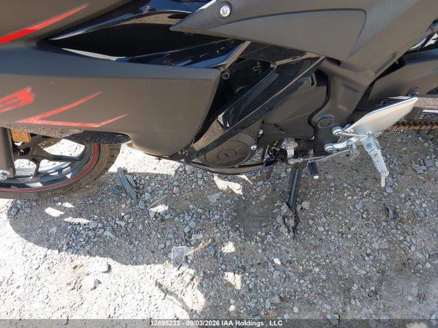 Yamaha Yzfr3 A 2017 MH3RH15N1HK001511 Image 9