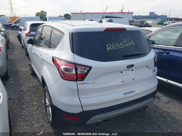 Ford ESCAPE SE 2017 1FMCU0GD7HUE58807 Image 3