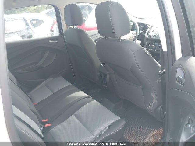 Ford ESCAPE SE 2017 1FMCU0GD7HUE58807 Image 8
