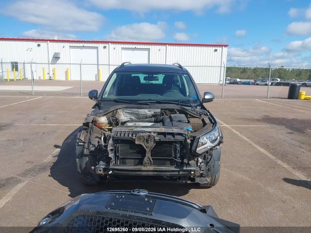 Продажа на аукционе авто 2016 Volkswagen Tiguan Comfort/high/r-line/sp Ed, vin: WVGJV7AX5GW589141, номер лота: 12695260