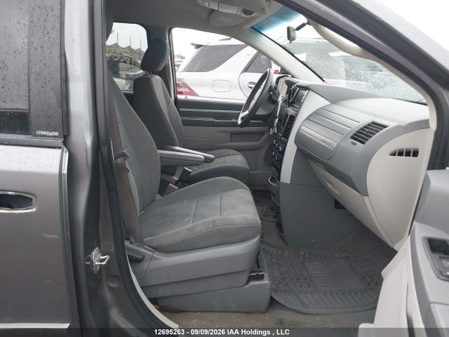 2009 Dodge Grand Caravan მანქანა იყიდება აუქციონზე, vin: 2D8HN44E99R688814, აუქციონის ნომერი: 12695263