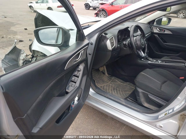 3MZBN1W37JM216070 Mazda Mazda3 Gt