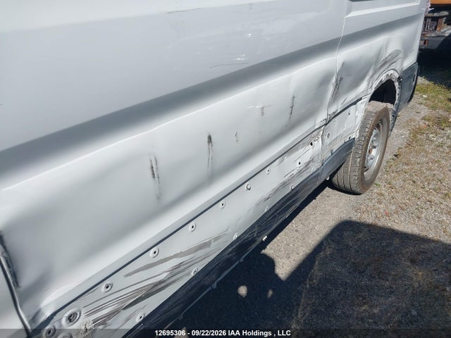 Ford Transit-250 2019 1FTYR2CM7KKB44669 Image 18