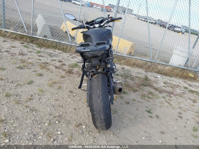 Продажа на аукционе авто 2015 Yamaha Fz09, vin: JYARN33N1FA001917, номер лота: 12695308