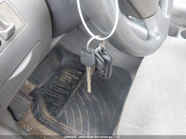 12695352 :رقم المزاد ، 2T1BR32EX3C721137 vin ، 2003 Toyota Corolla Ce/le/s مزاد بيع
