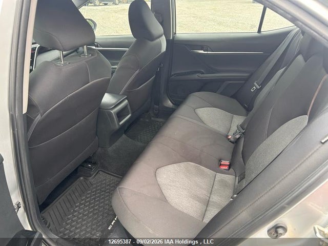 12695387 :رقم المزاد ، 4T1B31HK2JU003726 vin ، 2018 Toyota Camry Le مزاد بيع