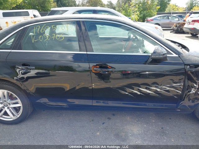 Aukcja sprzedaży 2017 Audi A4 2.0t Komfort, vin: WAUANAF48HN030705, numer aukcji: 12695404