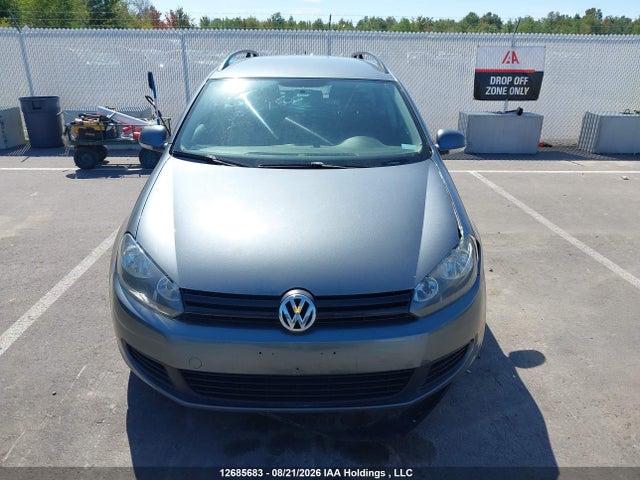 2012 Volkswagen Golf 2.5l Comfortline/2.5l Trendline მანქანა იყიდება აუქციონზე, vin: 3VWPX7AJ8CM627330, აუქციონის ნომერი: 12685683