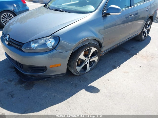 2012 Volkswagen Golf 2.5l Comfortline/2.5l Trendline მანქანა იყიდება აუქციონზე, vin: 3VWPX7AJ8CM627330, აუქციონის ნომერი: 12685683