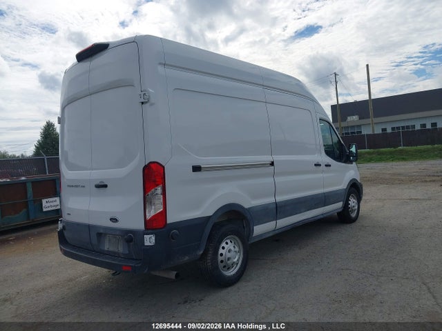 1FTBR2X85SKB17263 Ford Transit T-250