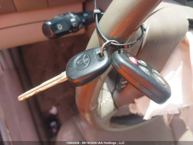 12682826 :رقم المزاد ، JTDBF30K920011270 vin ، 2002 Toyota Camry Le V6/se V6/xle V6 مزاد بيع