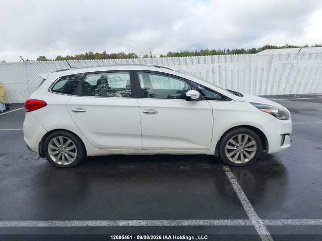 2014 Kia Rondo Ex/ex Luxury/se მანქანა იყიდება აუქციონზე, vin: KNAHU8A38E7013024, აუქციონის ნომერი: 12695461