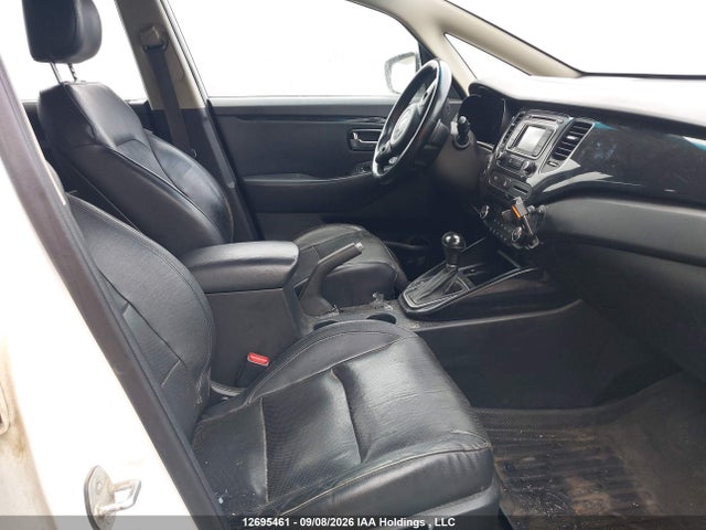 2014 Kia Rondo Ex/ex Luxury/se მანქანა იყიდება აუქციონზე, vin: KNAHU8A38E7013024, აუქციონის ნომერი: 12695461