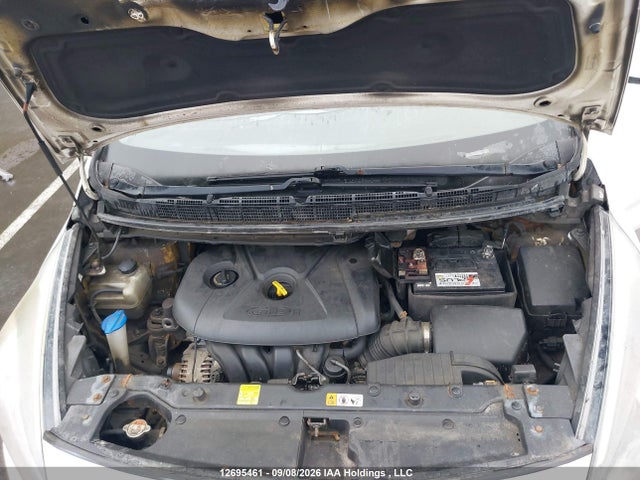 2014 Kia Rondo Ex/ex Luxury/se მანქანა იყიდება აუქციონზე, vin: KNAHU8A38E7013024, აუქციონის ნომერი: 12695461