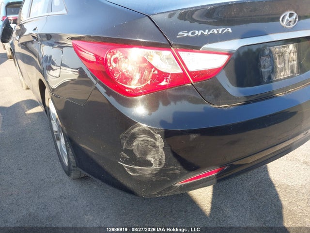 12686919 :رقم المزاد ، 5NPEC4AC4DH619092 vin ، 2013 Hyundai Sonata Limited مزاد بيع