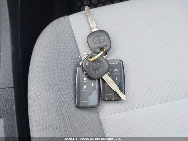 Toyota COROLLA CE 2015 2T1BURHE3FC285311 Image 11