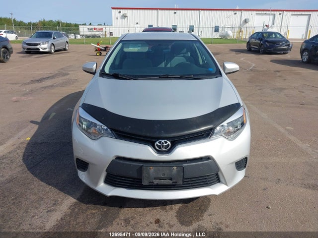 2T1BURHE3FC285311 Toyota COROLLA CE