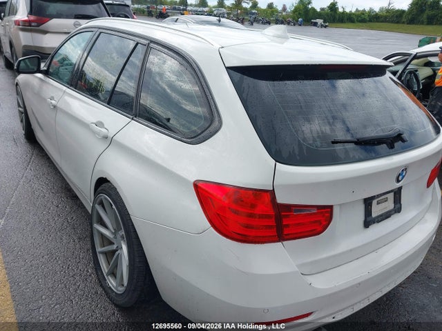 2015 Bmw 328i Xdrive Touring მანქანა იყიდება აუქციონზე, vin: WBA3G7C59FK297496, აუქციონის ნომერი: 12695560
