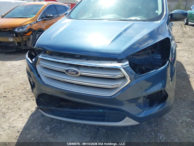 1FMCU9GD8JUB32069 Ford Escape