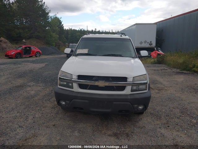 12695596 :رقم المزاد ، 3GNEK12TX5G272269 vin ، 2005 Chevrolet Avalanche K1500 مزاد بيع