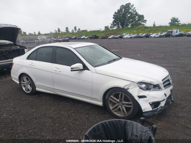 WDDGF8AB7EA907055 Mercedes-Benz C 300 4matic