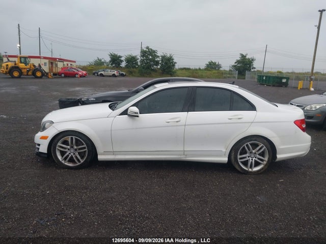 WDDGF8AB7EA907055 Mercedes-Benz C 300 4matic