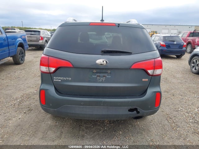 KIA SORENTO LX 2015 5XYKTDA76FG567383 Image 17