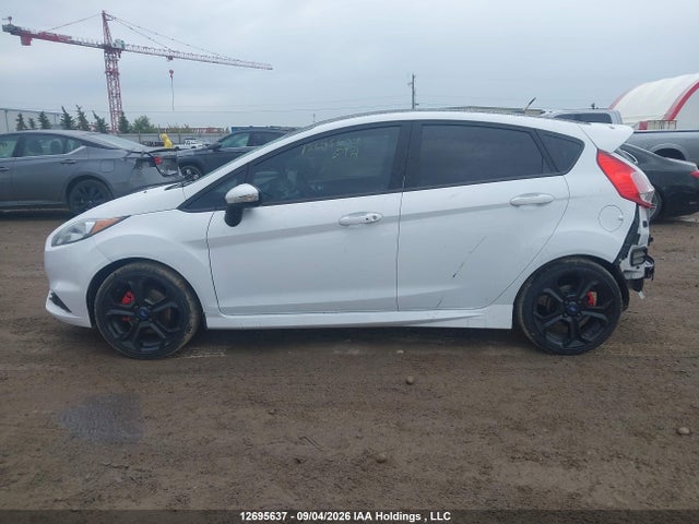 Продажа на аукционе авто 2015 Ford Fiesta St, vin: 3FADP4GX6FM165229, номер лота: 12695637