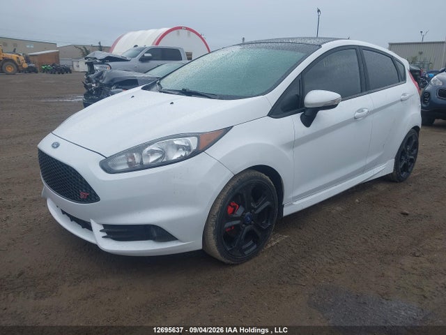 Продажа на аукционе авто 2015 Ford Fiesta St, vin: 3FADP4GX6FM165229, номер лота: 12695637