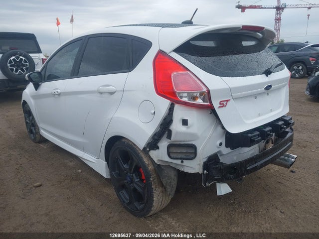Продажа на аукционе авто 2015 Ford Fiesta St, vin: 3FADP4GX6FM165229, номер лота: 12695637