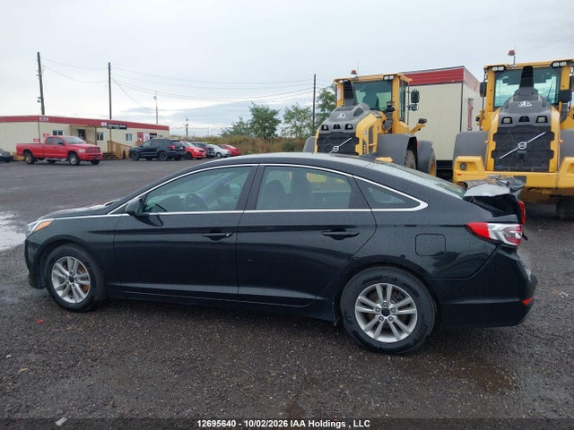 2016 Hyundai Sonata Se მანქანა იყიდება აუქციონზე, vin: 5NPE24AF3GH281511, აუქციონის ნომერი: 12695640