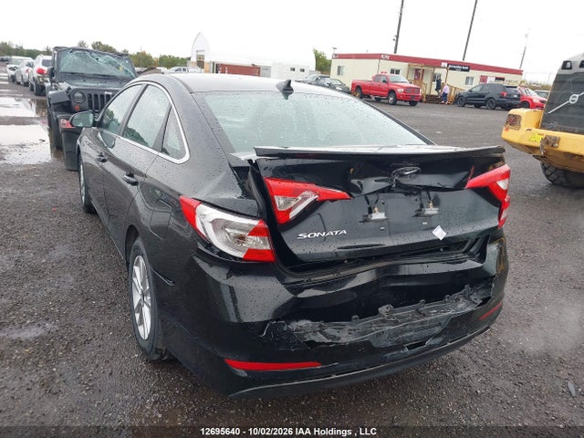 2016 Hyundai Sonata Se მანქანა იყიდება აუქციონზე, vin: 5NPE24AF3GH281511, აუქციონის ნომერი: 12695640
