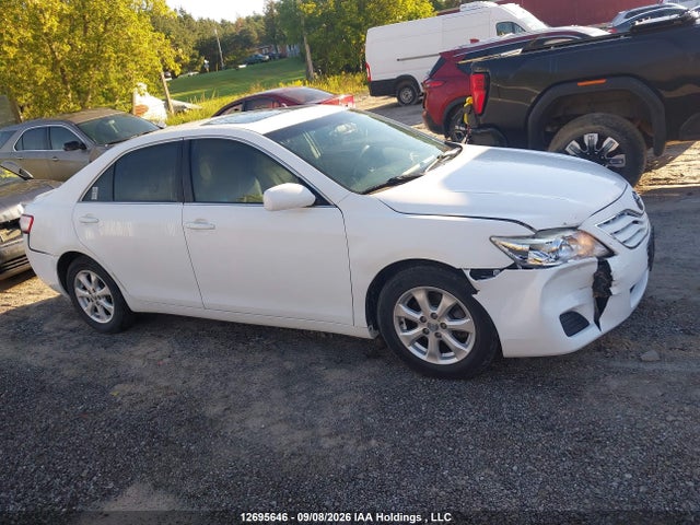 12695646 :رقم المزاد ، 4T1BF3EK5BU701966 vin ، 2011 Toyota Camry Se/le/xle مزاد بيع