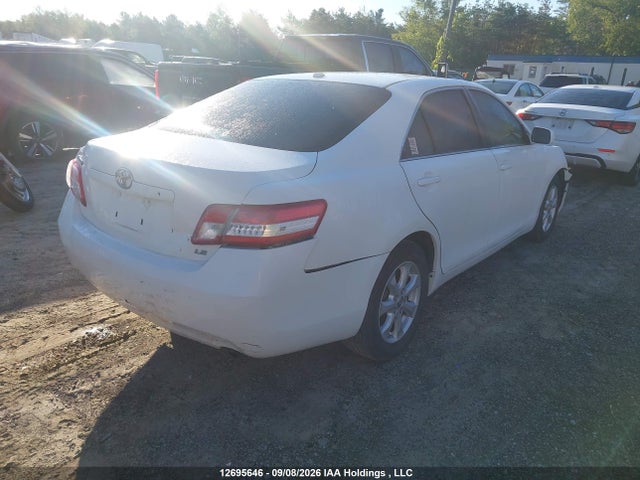 12695646 :رقم المزاد ، 4T1BF3EK5BU701966 vin ، 2011 Toyota Camry Se/le/xle مزاد بيع