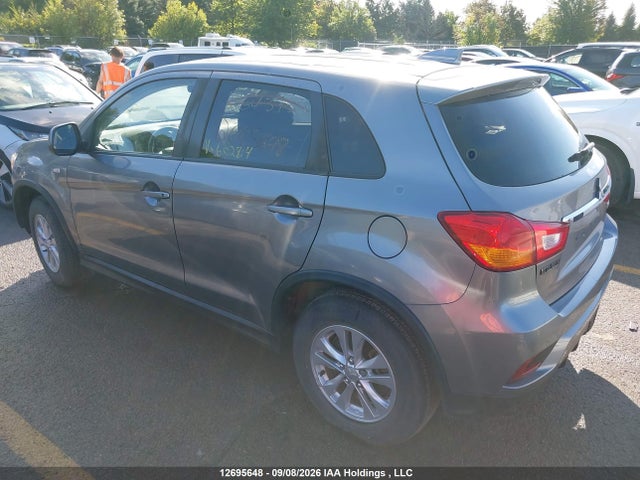 JA4AH3AU8KU602814 Mitsubishi RVR