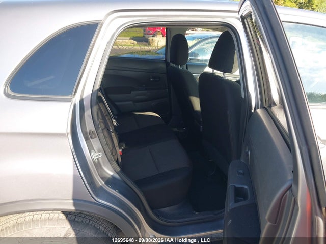 JA4AH3AU8KU602814 Mitsubishi RVR
