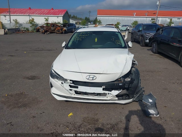 2021 Hyundai Elantra Essential Ivt With Hyundai Smartsense Package მანქანა იყიდება აუქციონზე, vin: KMHLM4AG0MU185150, აუქციონის ნომერი: 12695661