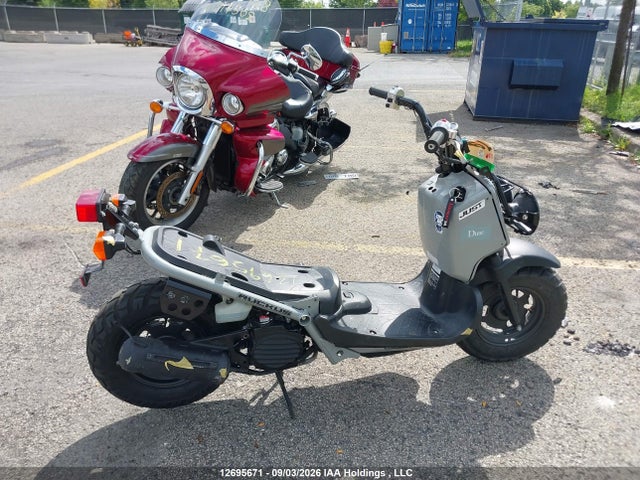 Honda NPS50 2022 JH2AF5825NK800561 Image 16